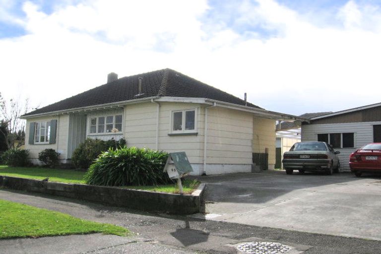 Photo of property in 43 Moheke Avenue, Roslyn, Palmerston North, 4414