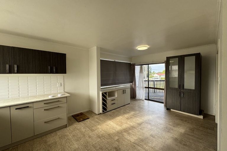 Photo of property in 7 Rondorlyn Place, Manurewa, Auckland, 2102