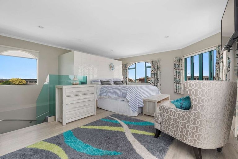 Photo of property in 26a Sunbrae Grove, Mount Maunganui, 3116