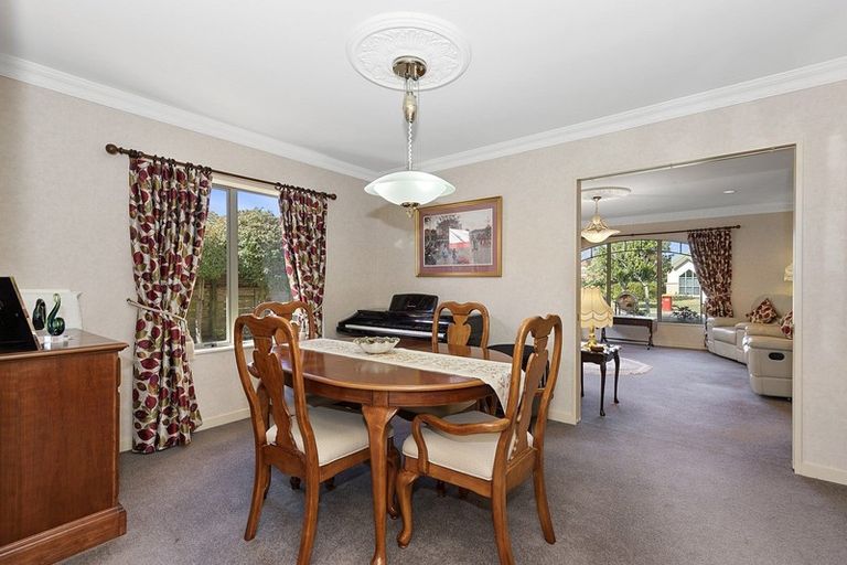 Photo of property in 18 Nielsen Gardens, Rototuna, Hamilton, 3210