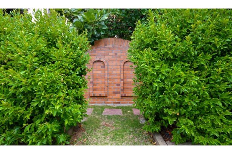 Photo of property in 11 Fairway Drive, Kerikeri, 0230