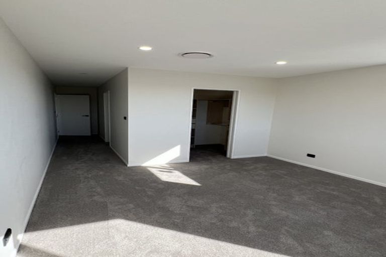 Photo of property in 1 Ripa Street, Flat Bush, Auckland, 2019