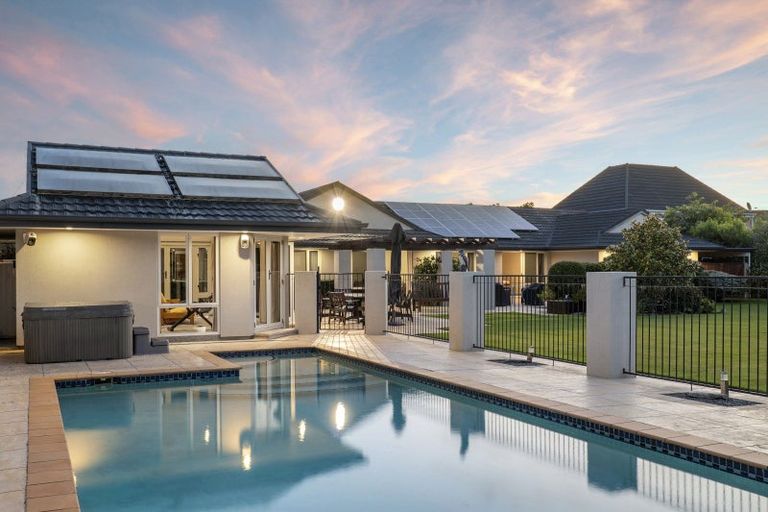 Photo of property in 42 Merrin Street, Avonhead, Christchurch, 8042