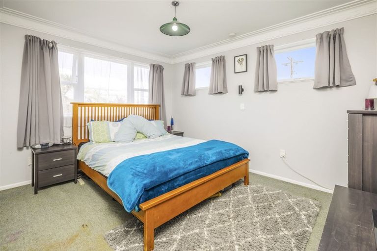 Photo of property in 35 Youngs Road, Papakura, 2110