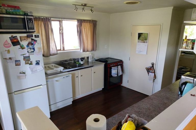 Photo of property in 17 Rautawhiri Road, Helensville, 0800