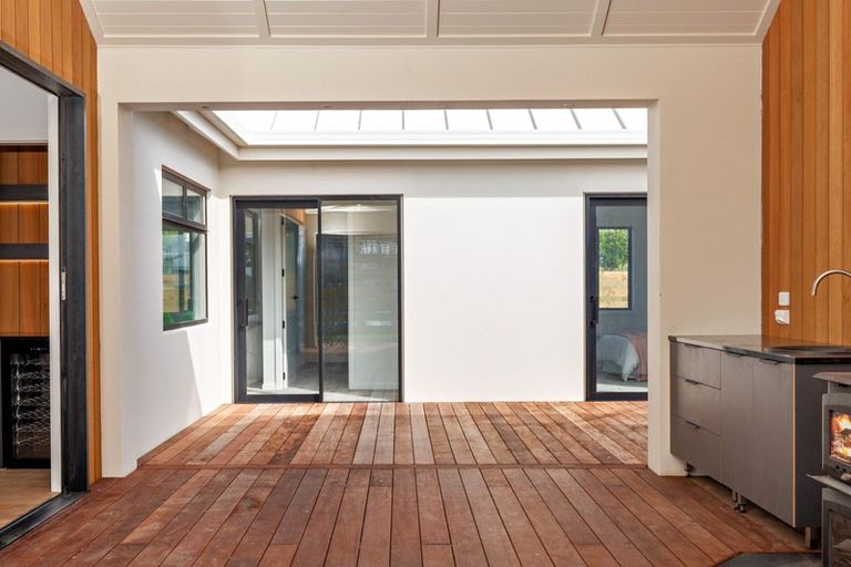 Photo of property in 16 Pacific Parade, Coastlands, Whakatane, 3120