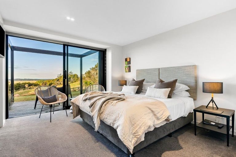 Photo of property in 34 Aroha Road, Te Arai, Wellsford, 0975