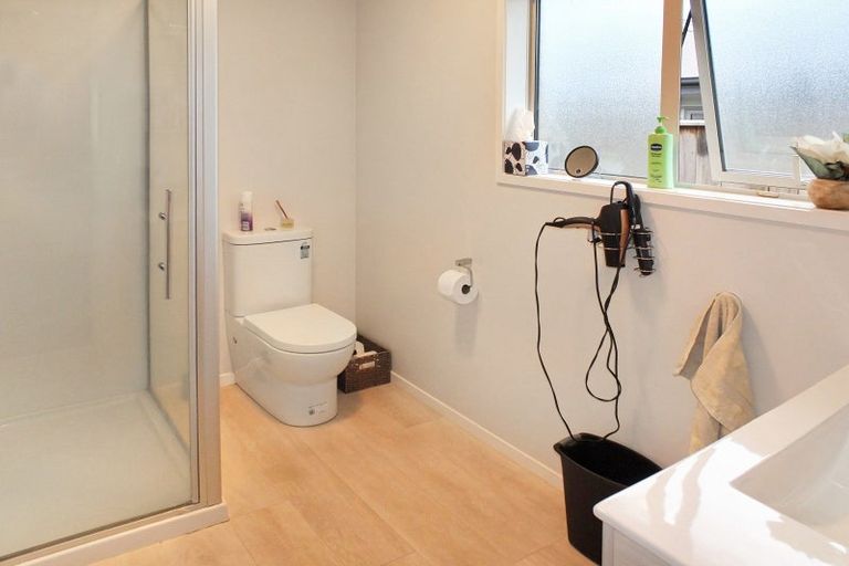 Photo of property in 11 Story Street, Foxton Beach, Foxton, 4815