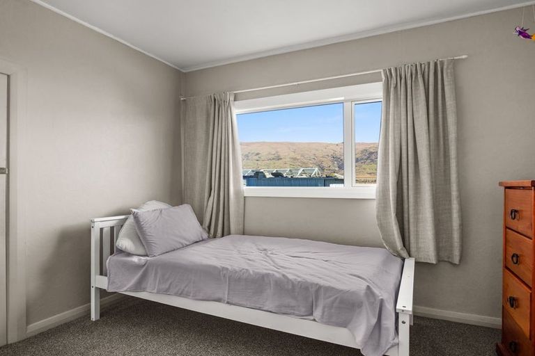 Photo of property in 301 Roxburgh Road East, Roxburgh East, Roxburgh, 9571