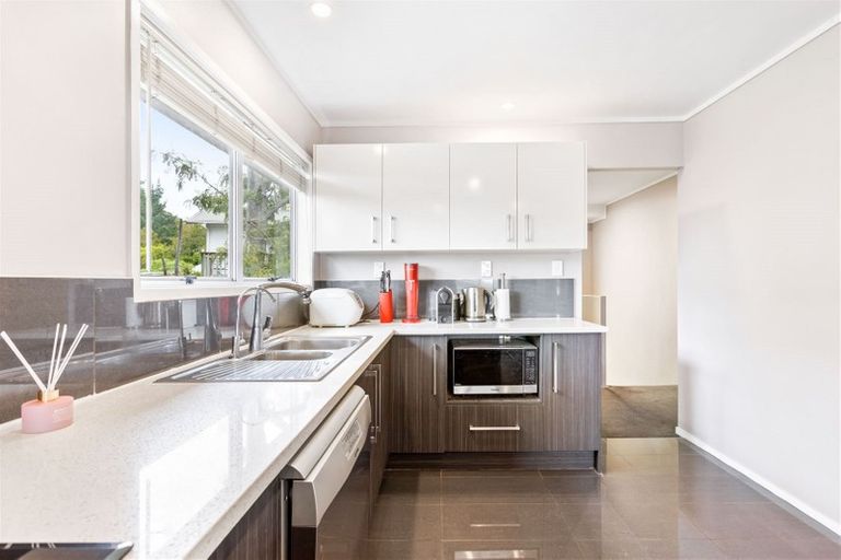 Photo of property in 4 Metcalfe Road, Ranui, Auckland, 0612