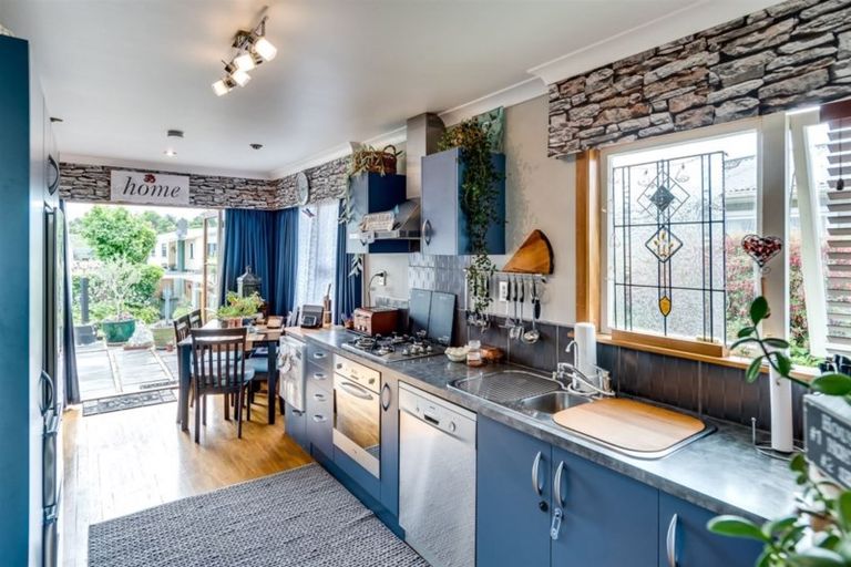 Photo of property in 65 Clarence Cox Crescent, Pirimai, Napier, 4112