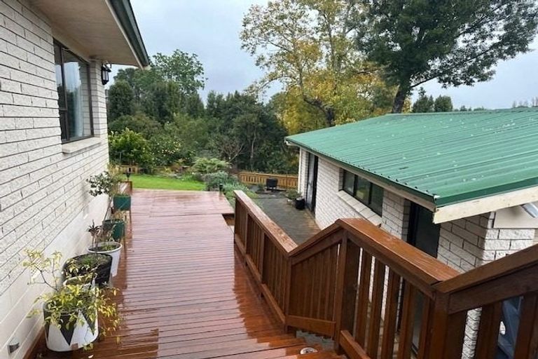 Photo of property in 52 Cumberland Crescent, Welcome Bay, Tauranga, 3112