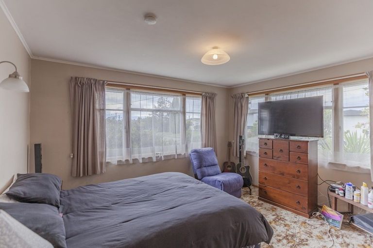 Photo of property in 63 Coverdale Street, Onekawa, Napier, 4110