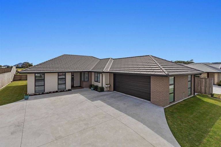 Photo of property in 8 Karearea Drive, Coastlands, Whakatane, 3120