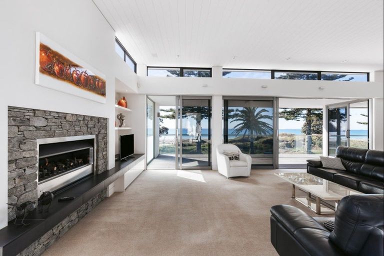 Photo of property in 81 Marine Parade, Mount Maunganui, 3116