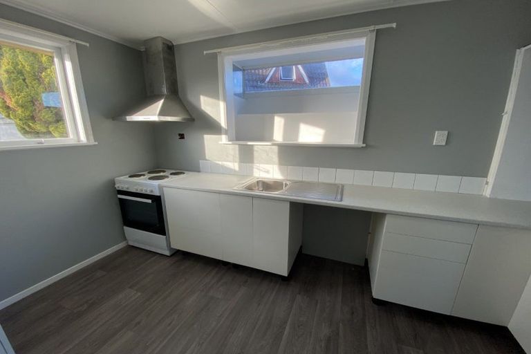 Photo of property in 1 Dampier Avenue, Awapuni, Palmerston North, 4412