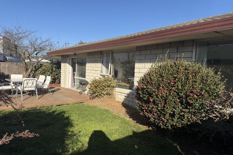 Photo of property in 2/1 Tahi Place, Belfast, Christchurch, 8051