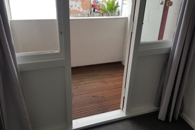 Photo of property in 11/6-8 Keys Street, Elderslea, Upper Hutt, 5018