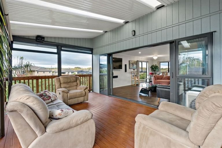 Photo of property in 66 Helenslee Road, Pokeno, 2402