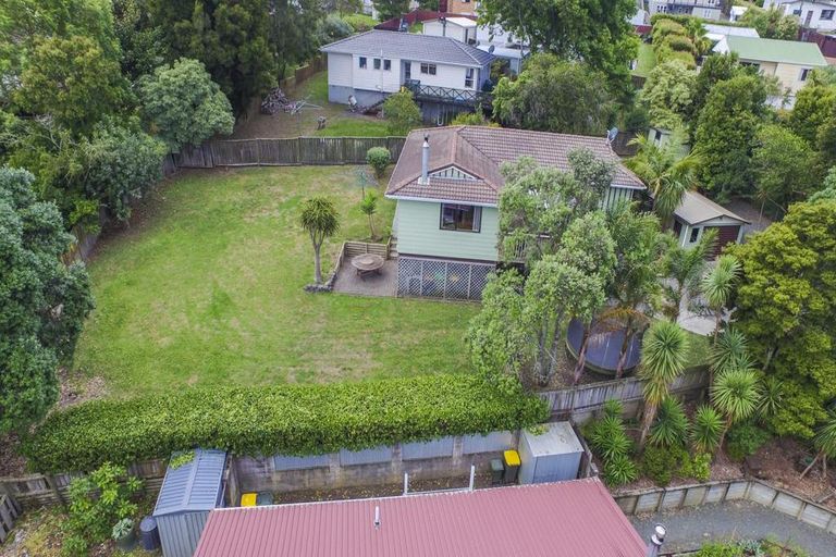 Photo of property in 10 Glenbervie Crescent, Massey, Auckland, 0614
