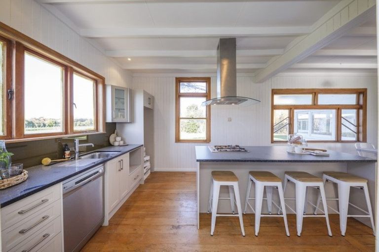 Photo of property in 5 Charles Cross Street, Longburn, Palmerston North, 4412