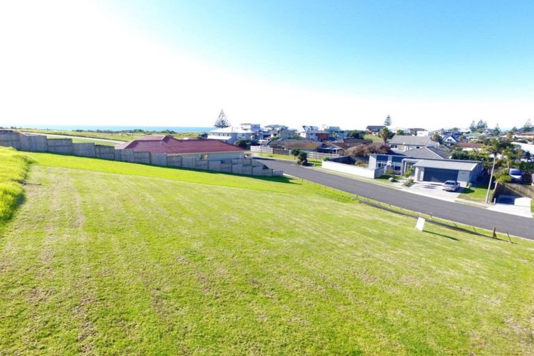 Photo of property in 41 Omega Place, Coastlands, Whakatane, 3120