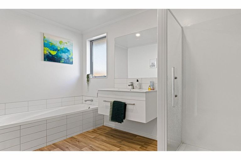 Photo of property in 3 George West Square West, Wigram, Christchurch, 8025