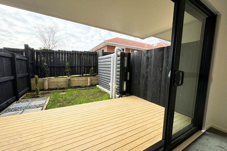 Photo of property in 15/28 Lavelle Road, Henderson, Auckland, 0612