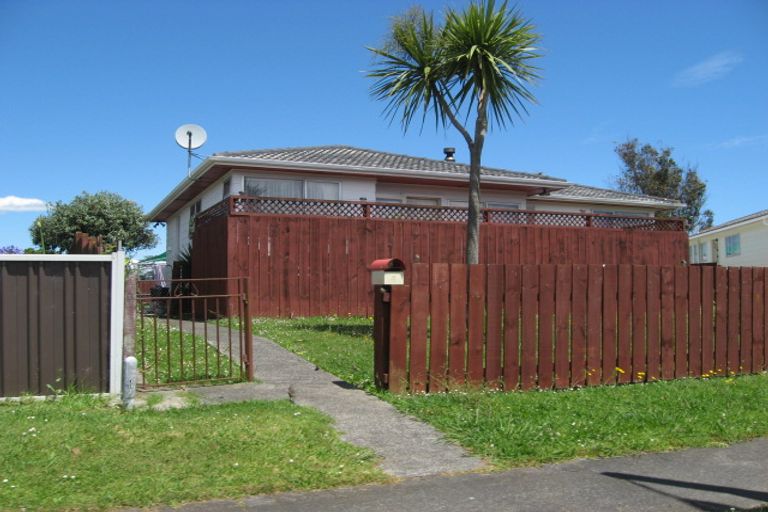Photo of property in 4 Desford Place, Mangere, Auckland, 2022