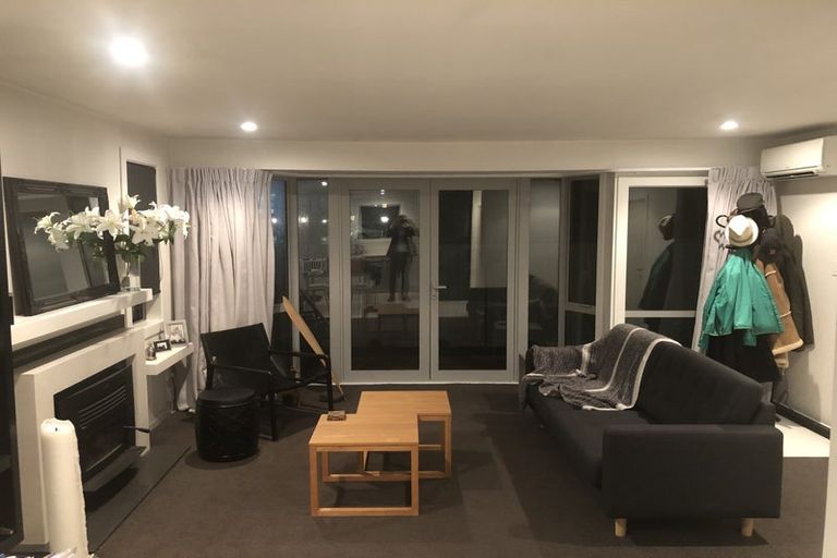 Photo of property in 1/16 Holly Road, St Albans, Christchurch, 8014