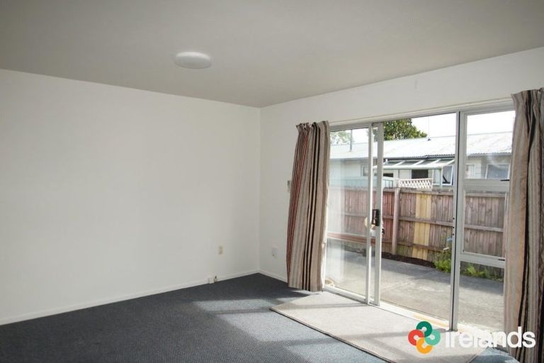 Photo of property in 2/19 Cheviot Street, Spreydon, Christchurch, 8024