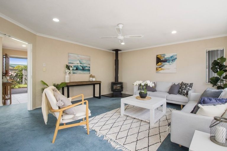 Photo of property in 2 Atlanta Court, Katikati, 3129