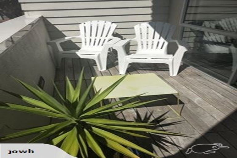 Photo of property in 9/3 Riverside Road, Orewa, 0931