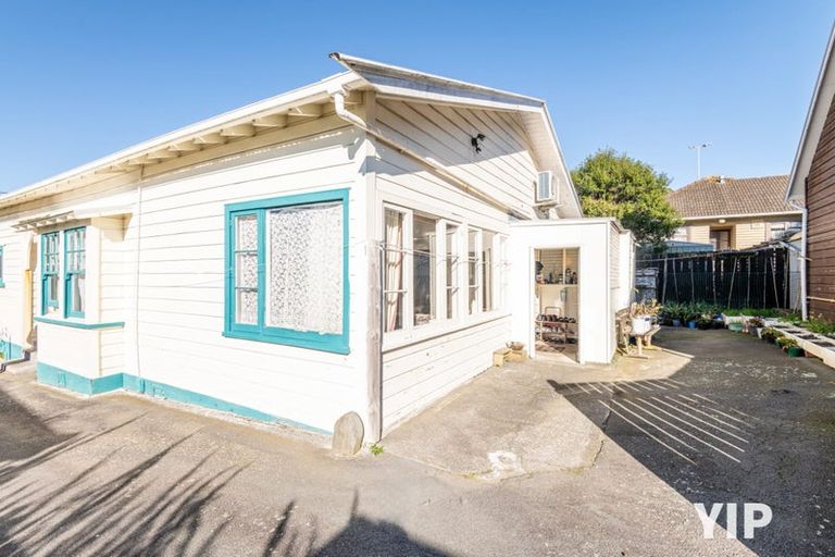 Photo of property in 1/44 Dr Taylor Terrace, Johnsonville, Wellington, 6037