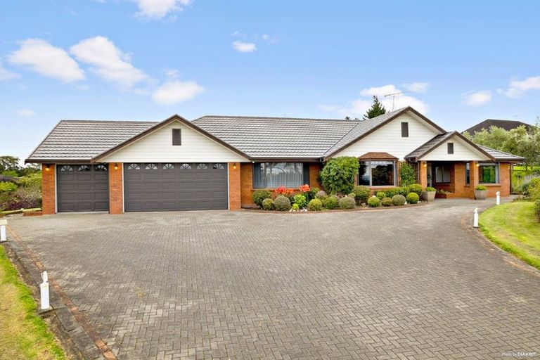 Photo of property in 14 Aunceston Rise, Alfriston, Auckland, 2105