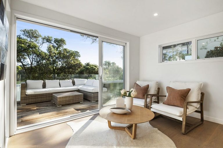 Photo of property in 5/30 Clarence Road, Northcote Point, Auckland, 0627