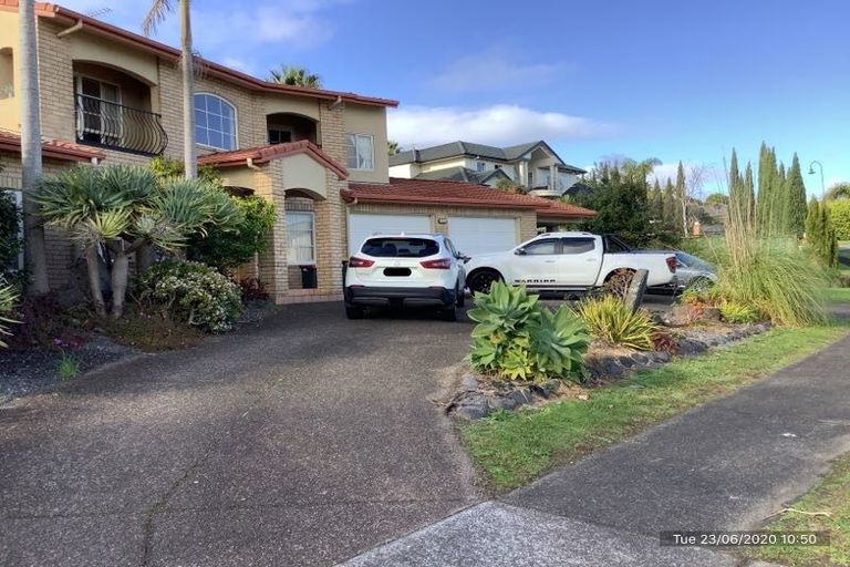 Photo of property in 22 Anaheim Boulevard, Shamrock Park, Auckland, 2016