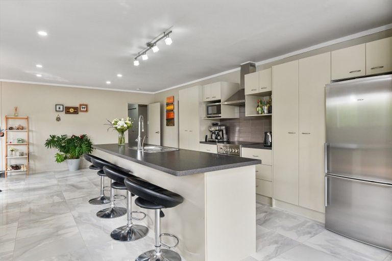 Photo of property in 19 Carter Drive, Pomare, Rotorua, 3015