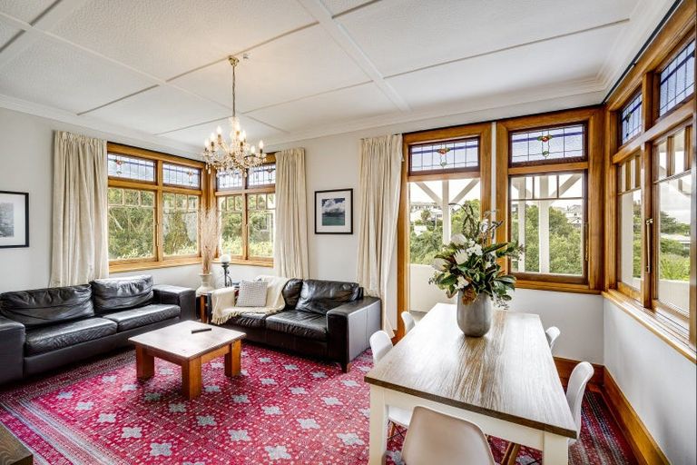 Photo of property in 11a Colenso Avenue, Hospital Hill, Napier, 4110