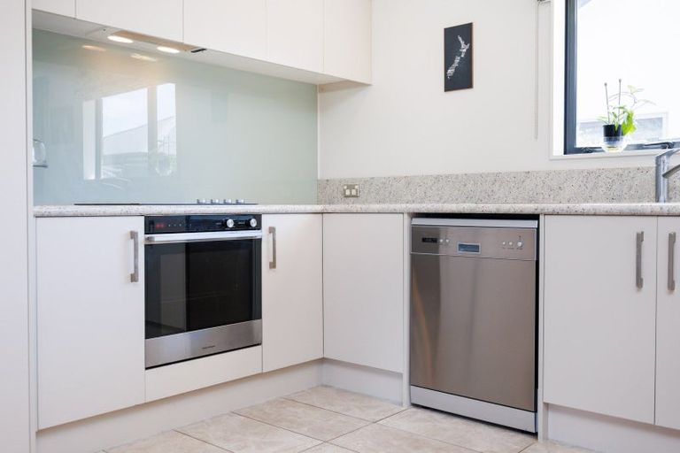 Photo of property in 54 Rosalie Terrace, Kelvin Grove, Palmerston North, 4414