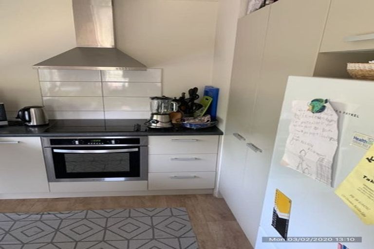 Photo of property in 12a Withers Road, Glen Eden, Auckland, 0602