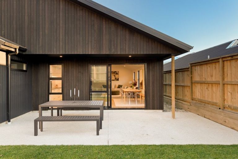 Photo of property in 50 Muster Road, Jacks Point, 9371