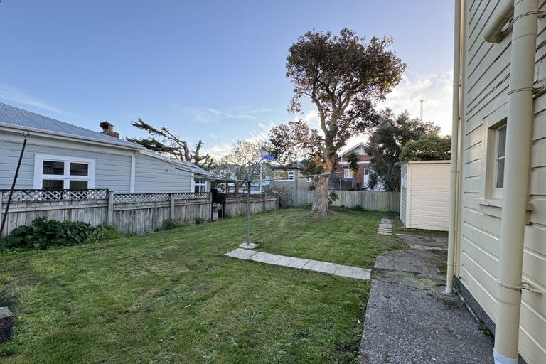 Photo of property in 14 Prince Street, Mount Victoria, Wellington, 6011