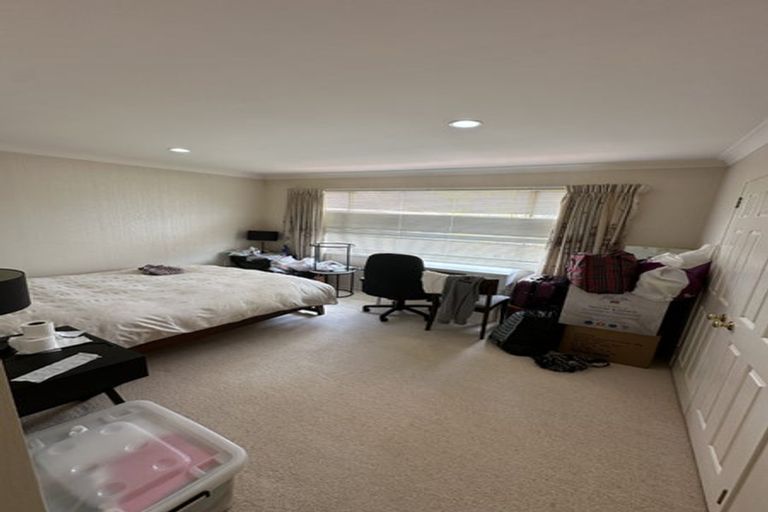 Photo of property in 6 Nathan Close, Somerville, Auckland, 2014