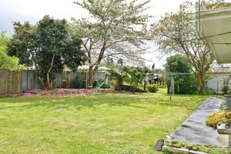 Photo of property in 80 Mount View Road, Melville, Hamilton, 3206