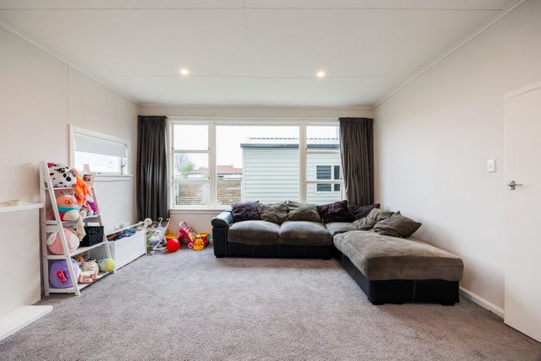 Photo of property in 96 Ferguson Street, West End, Palmerston North, 4412