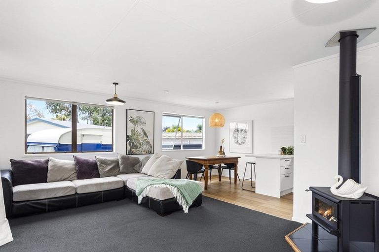 Photo of property in 35c Hartford Avenue, Papamoa Beach, Papamoa, 3118