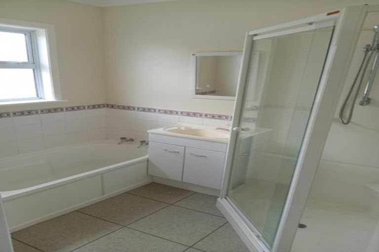 Photo of property in 14 Burn Street, Levin, 5510