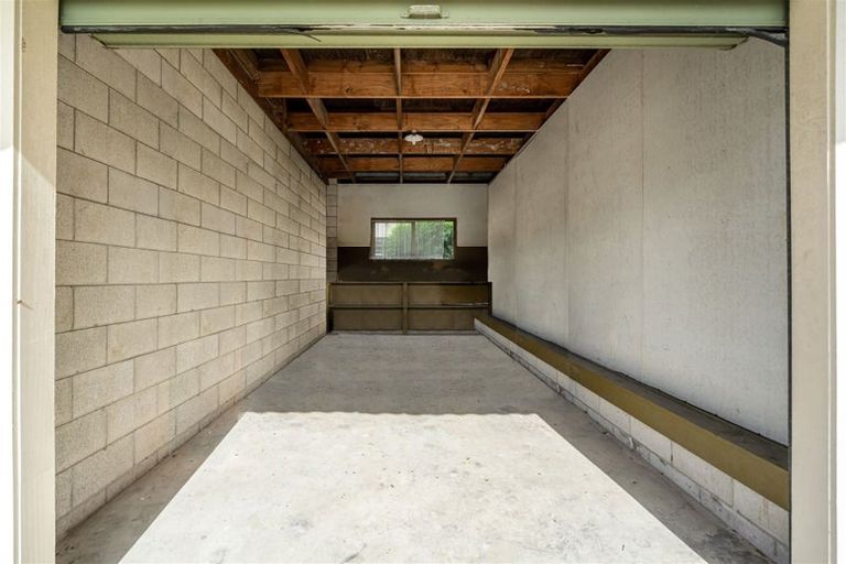 Photo of property in 2/30 Bentley Avenue, Glenfield, Auckland, 0629