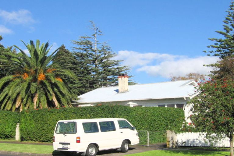 Photo of property in 2/17 Paton Avenue, Papatoetoe, Auckland, 2025